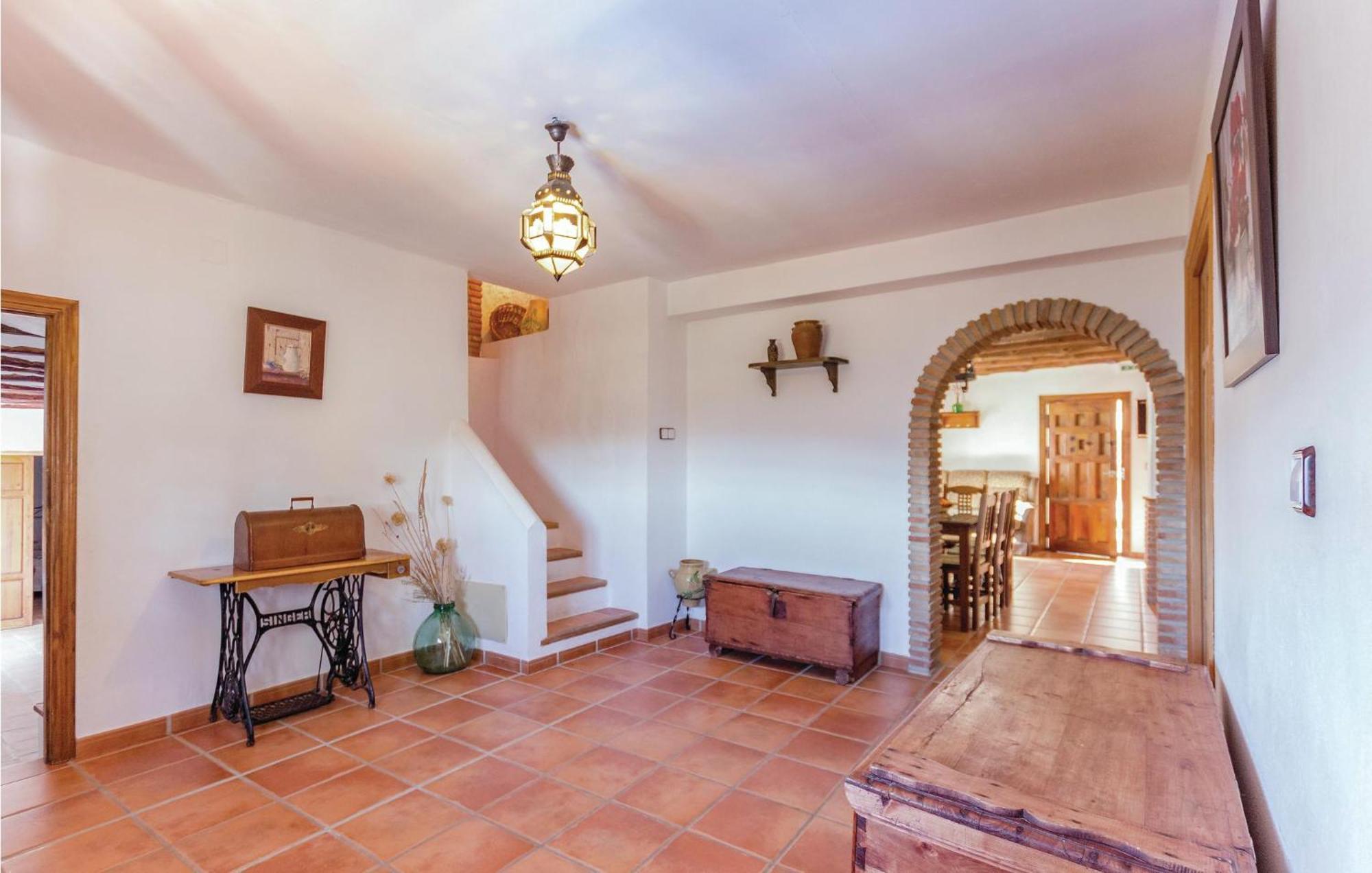 8 Bedroom Lovely Home In Iznájar Екстериор снимка