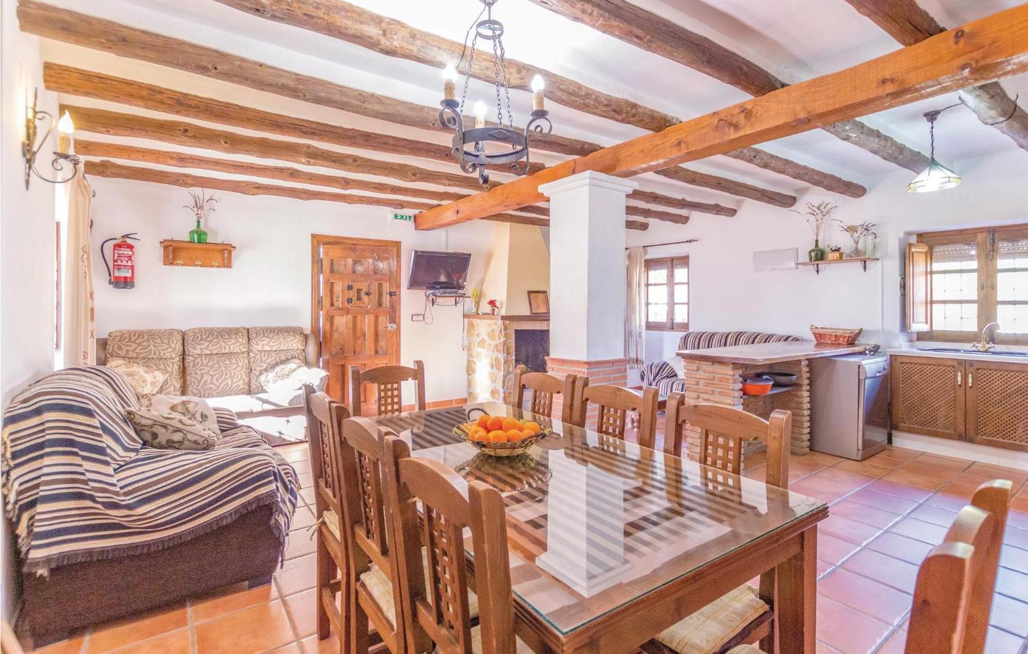 8 Bedroom Lovely Home In Iznájar Екстериор снимка